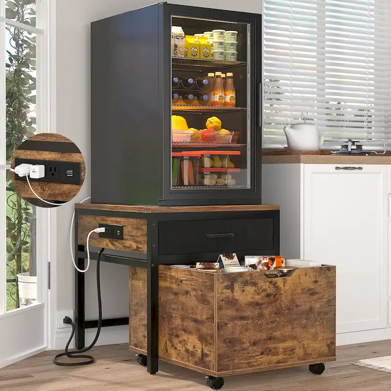 Meuble de support pour mini-réfrigérateur avec station de charge, table d'appoint avec tiroirs de rangement et meuble à roulettes