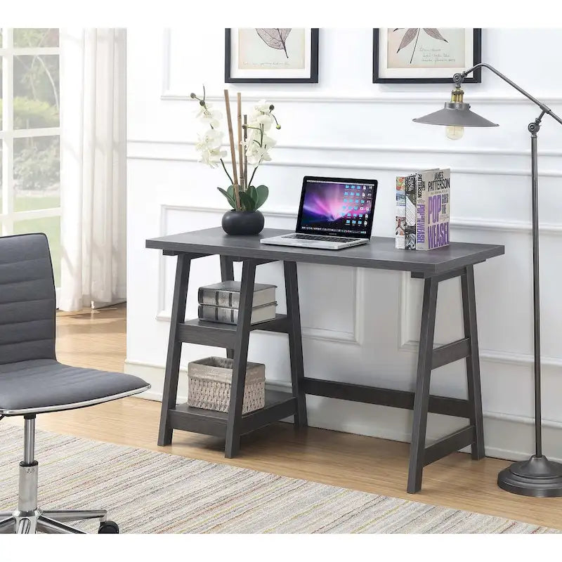 Bureau tréteau avec étagères