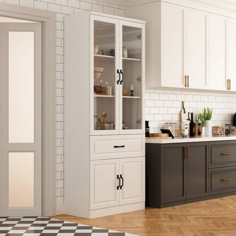 Grand buffet blanc, meuble de cuisine élégant avec portes vitrées d'exposition