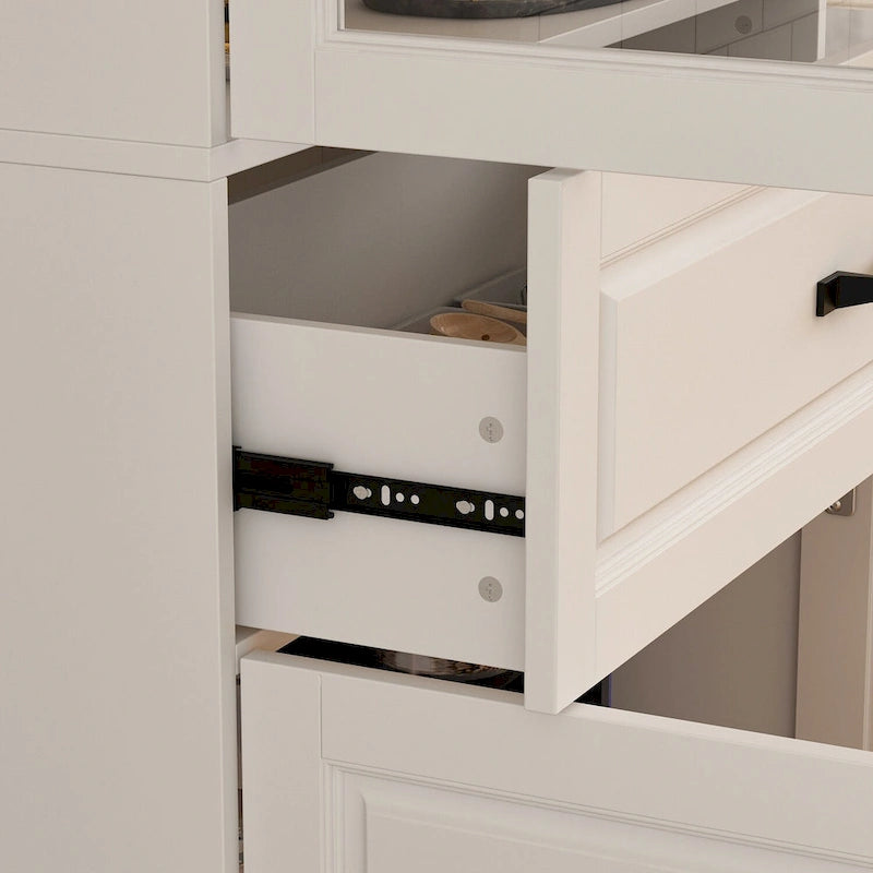 Grand buffet blanc, meuble de cuisine élégant avec portes vitrées d'exposition